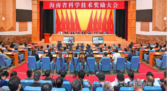 引领“艇”进未来！海上无人艇项目成员陈浩获省科技进步特等奖